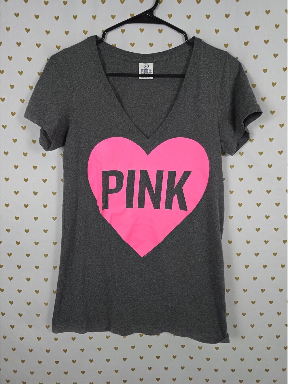 Victorias Secret PINK Vintage Heart Grey Y2k tee shirt V neck Medium